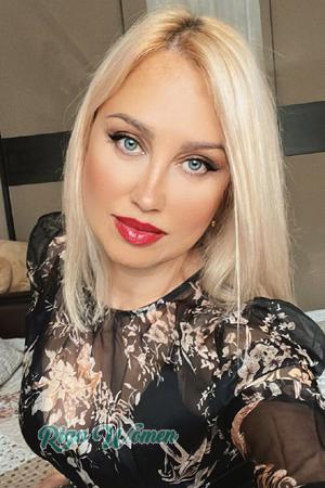 150631 - Yanina Age: 55 - Ukraine