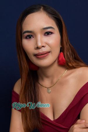 Philippines women