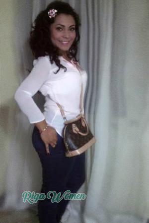 158172 - Linda Age: 37 - Colombia