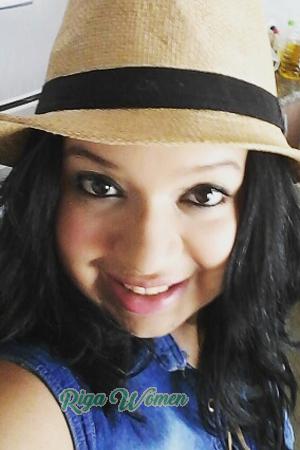 170146 - Yorelis Age: 32 - Colombia