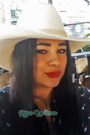 172820 - Sandra Age: 34 - Colombia