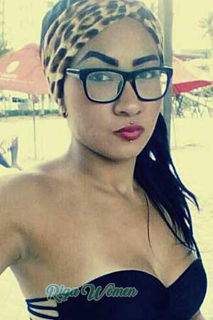 175043 - Carolina Age: 32 - Colombia