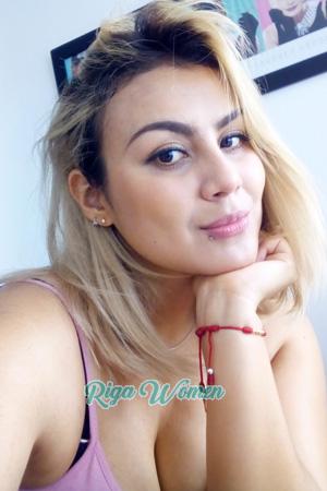 185423 - Alejandra Age: 37 - Colombia