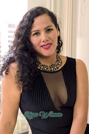 188398 - Marlene Age: 44 - Peru