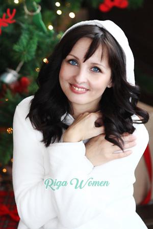 192729 - Angelina Age: 51 - Russia