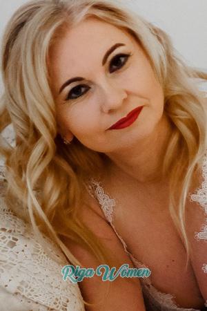 195758 - Irina Age: 52 - Russia