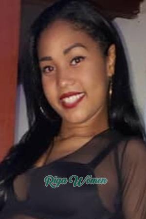 197109 - Doralis Age: 25 - Cuba