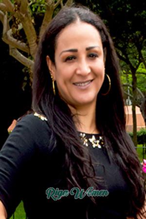 199240 - Elisa Age: 46 - Peru