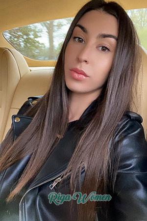 203095 - Anastasiia Age: 29 - Netherlands