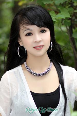 203409 - Fengping Age: 47 - China