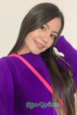 205232 - Valentina Age: 22 - Colombia