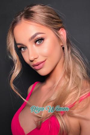 205296 - Darina Age: 22 - Ukraine