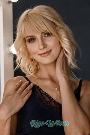 205331 - Antonina Age: 31 - Ukraine
