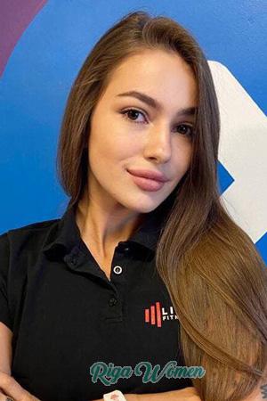 205476 - Kamila Age: 24 - Russia