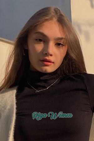 205821 - Ekaterina Age: 18 - Russia