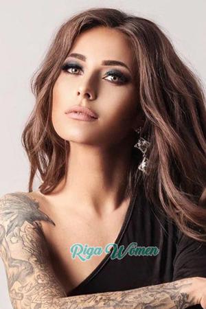 206064 - Kseniya Age: 33 - Russia