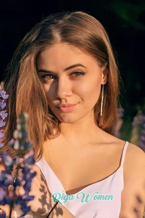 210371 - Anna Age: 20 - Ukraine