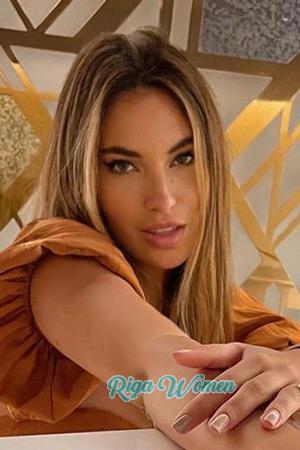 210483 - Lucila Oriana Age: 24 - Argentina