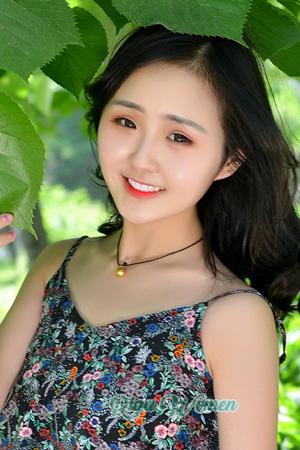 211686 - Karen Age: 28 - China