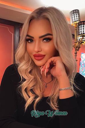 211921 - Alona Age: 26 - Ukraine