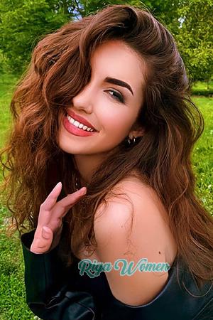 212603 - Anastasiia Age: 23 - Ukraine