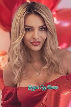 218996 - Kamila Age: 38 - Poland