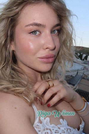 224030 - Sofiia Age: 19 - Ukraine