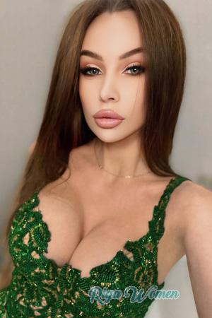 225052 - Anastasiia Age: 25 - Ukraine