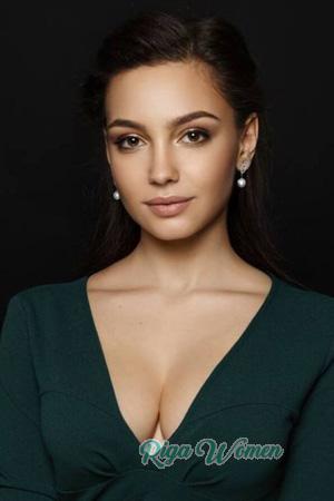 225241 - Diana Age: 25 - Ukraine