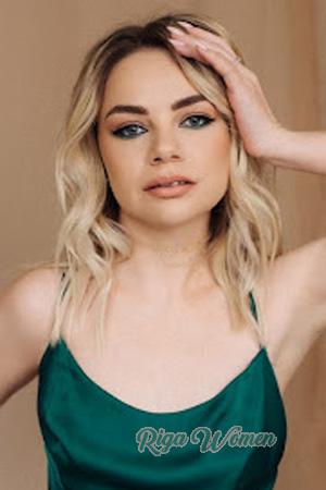 225256 - Yuliia Age: 30 - Ukraine