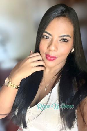 225777 - Yerlis Age: 33 - Colombia