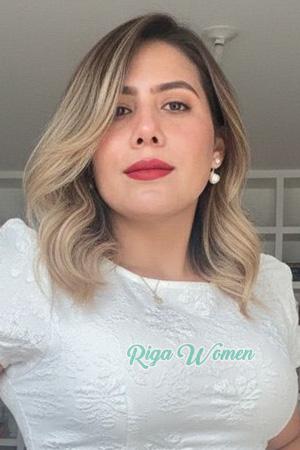 225852 - Dina Age: 33 - Colombia