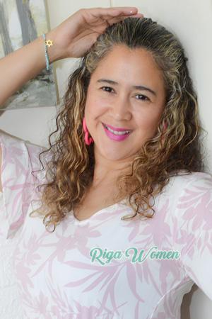 226339 - Candice Age: 41 - Peru