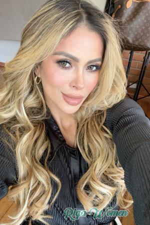 226543 - Adriana Age: 34 - Colombia