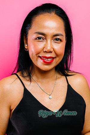 227139 - Oumaim Age: 46 - Thailand