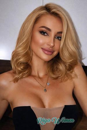 227158 - Alona Age: 29 - Ukraine