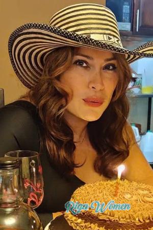 227286 - Yolvy Age: 46 - Costa Rica