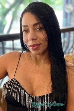 227379 - Julia Age: 41 - Colombia