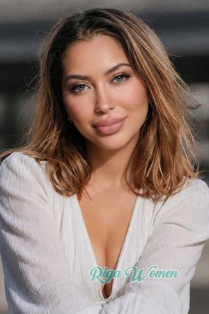 227741 - Yelyzaveta Age: 33 - Ukraine