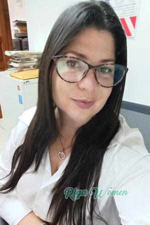 228128 - Liseth Age: 44 - Costa Rica