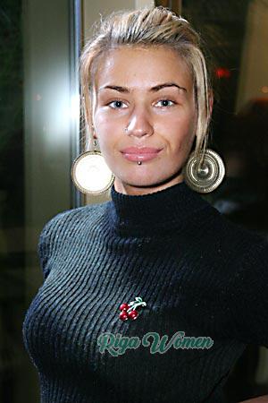 83941 - Lubov Age: 25 - Ukraine