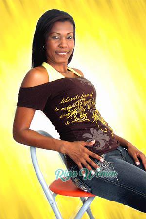 86782 - Maria Fernanda Age: 31 - Colombia